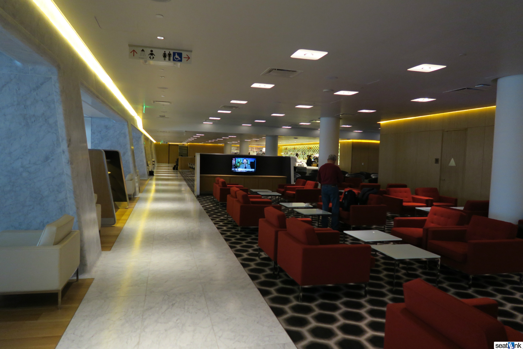 Qantas First Class Lounge Los Angeles (LAX) Review - The Seatlink Blog