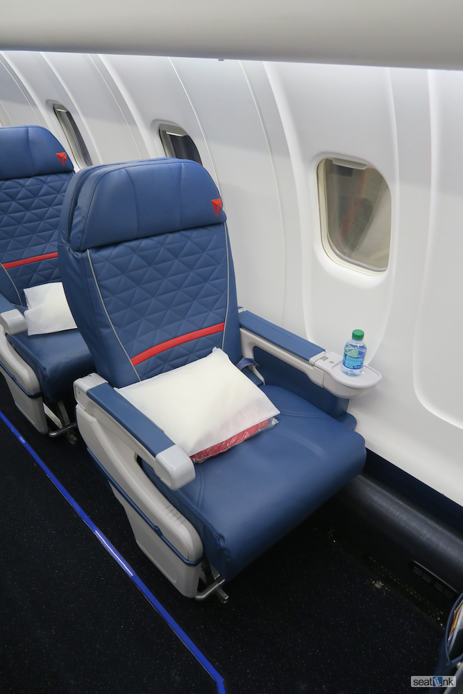 Delta Airlines Canadair Regional Jet 700 Seating Chart Updated July